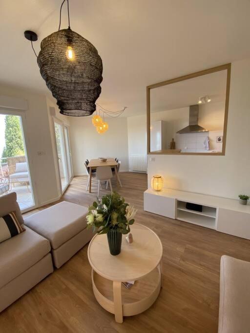 Magnifique Appart Renove Evian Duplex Vue Lac 8 Pers Ngoại thất bức ảnh